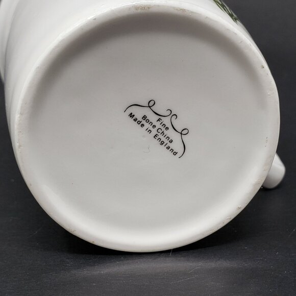 Fine Bone China Coffee Tea Cup Mug Floral Made in England - Picture 7 of 7